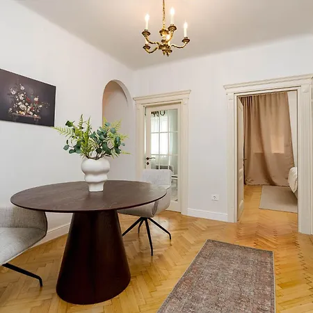 Apartament The Chapter - 1br Spacious - Walk To Old & Calea Victoriei