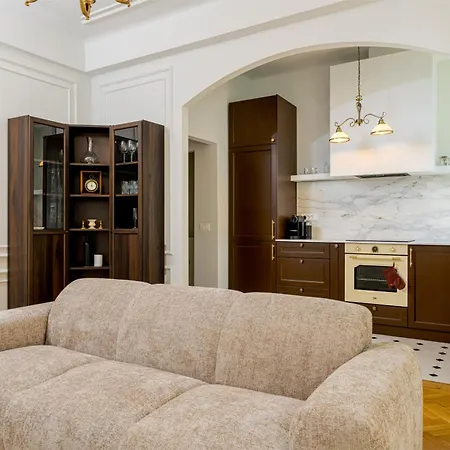 The Chapter - 1br Spacious - Walk To Old & Calea Victoriei * Bukarest